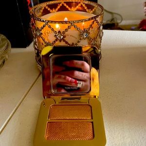 Tom ford sheer highlighting duo.   Reflects gilt